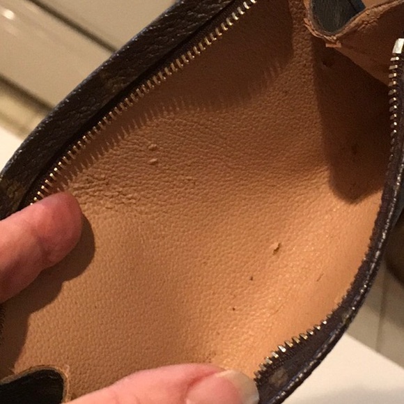 Authentic Louis Vuitton mini bag - Picture 5 of 8